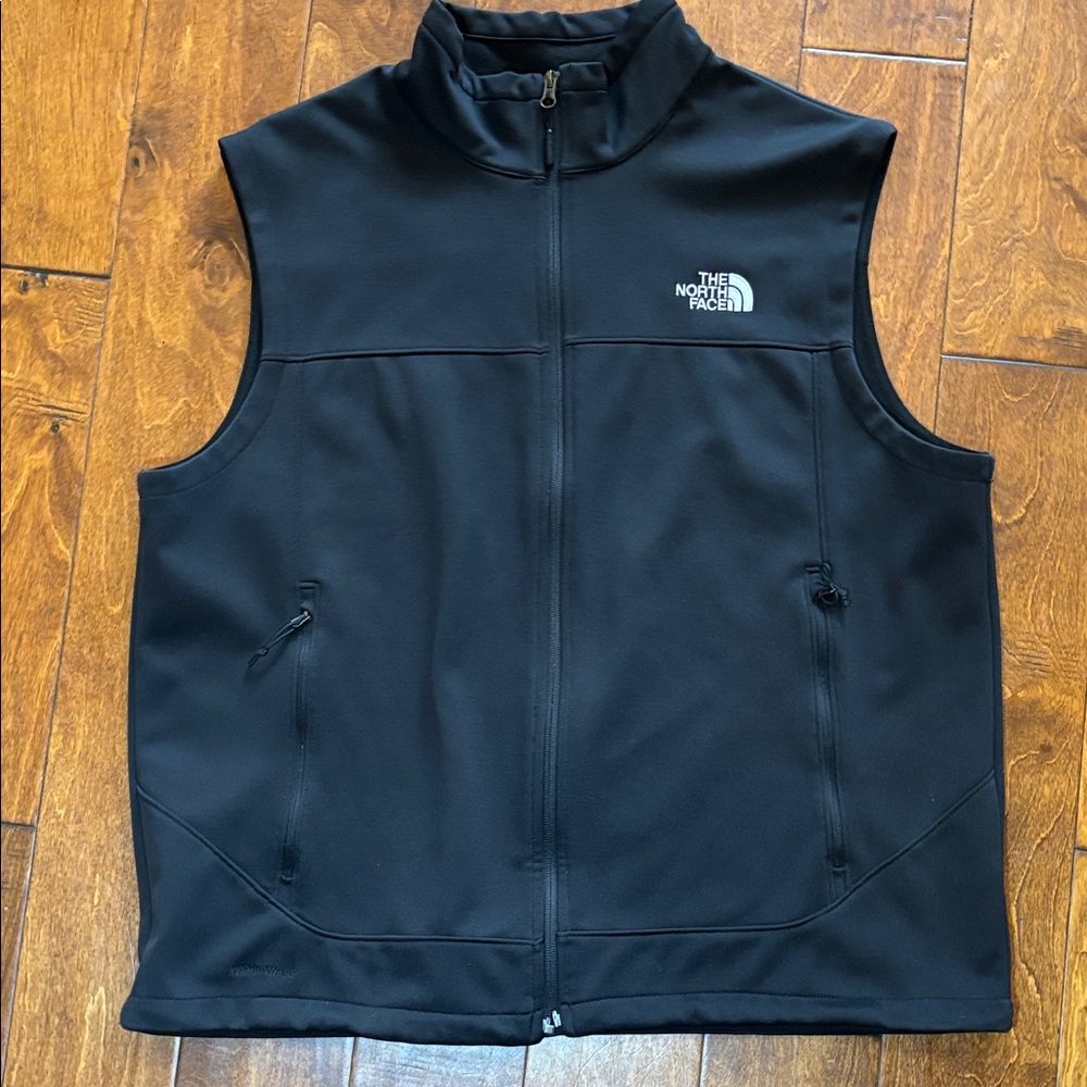 The North Face Men's Classic Black Vest